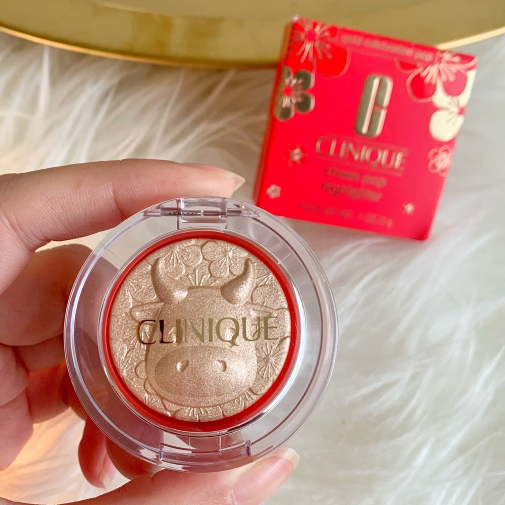 Clinique Highlighter - year of Ox